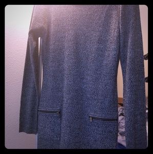 Gray dress with zipped pockets
